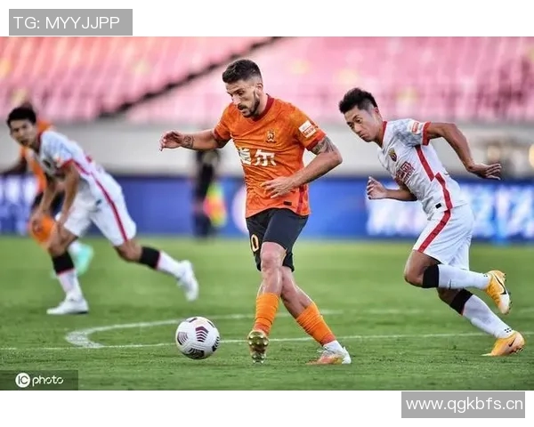 武汉网球队战术变革引发热议提升竞技水平与团队协作能力的探讨